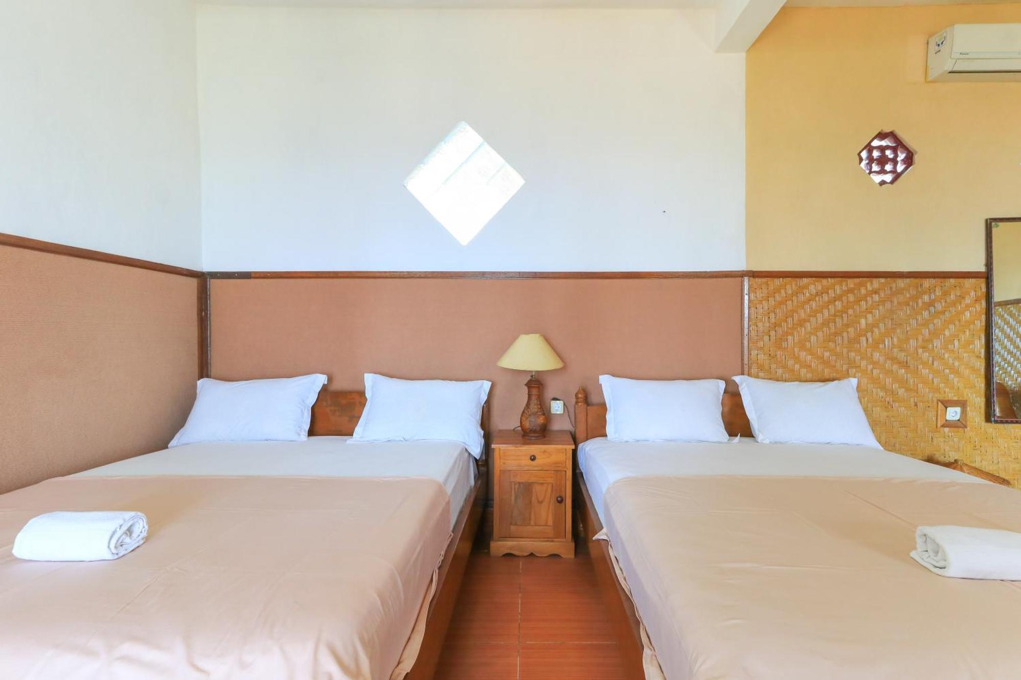 Hotel Tara Bar&Resto Air Sanih Kubutambahan  Habitación foto