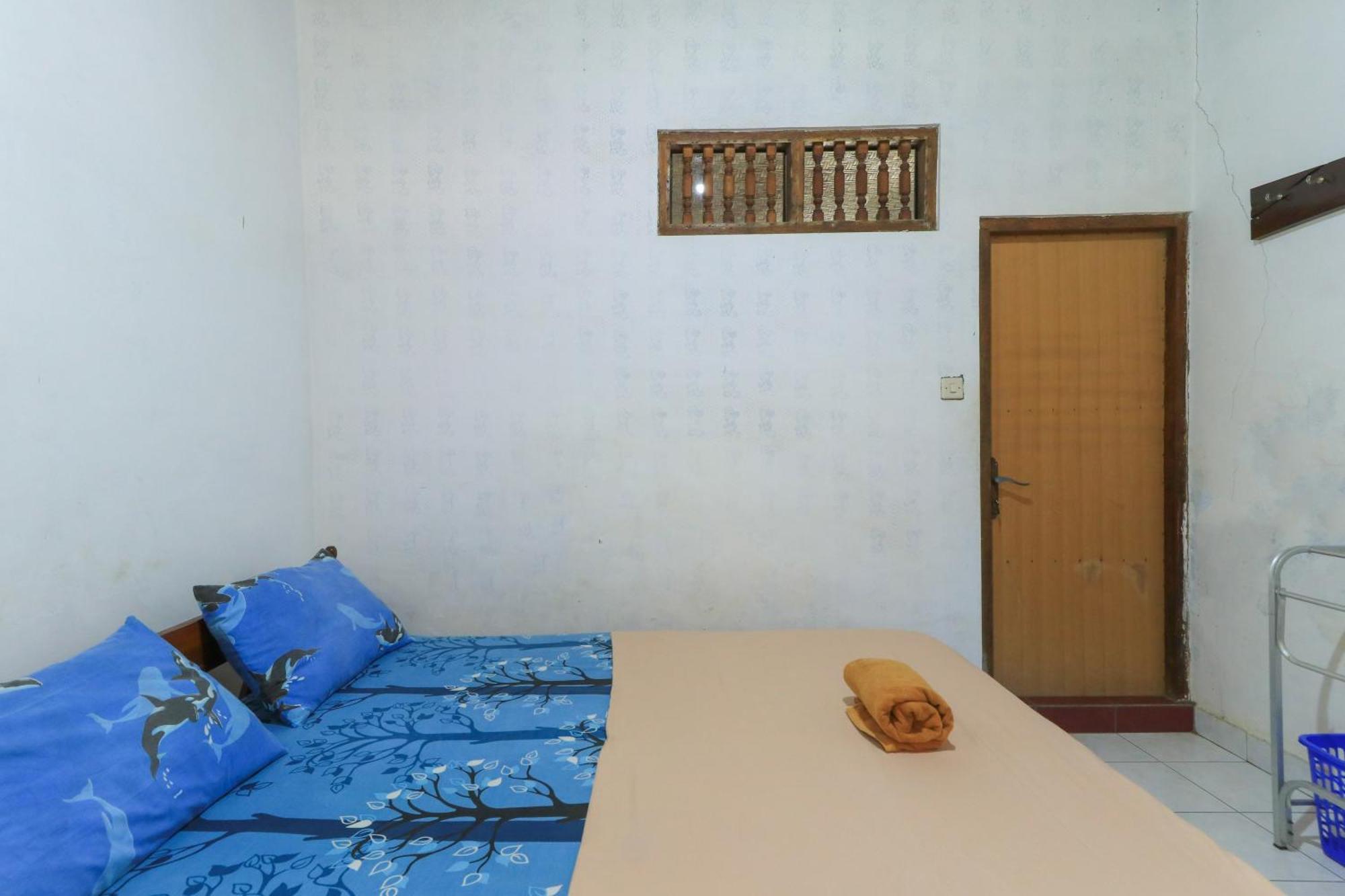 Hotel Tara Bar&Resto Air Sanih Kubutambahan  Habitación foto
