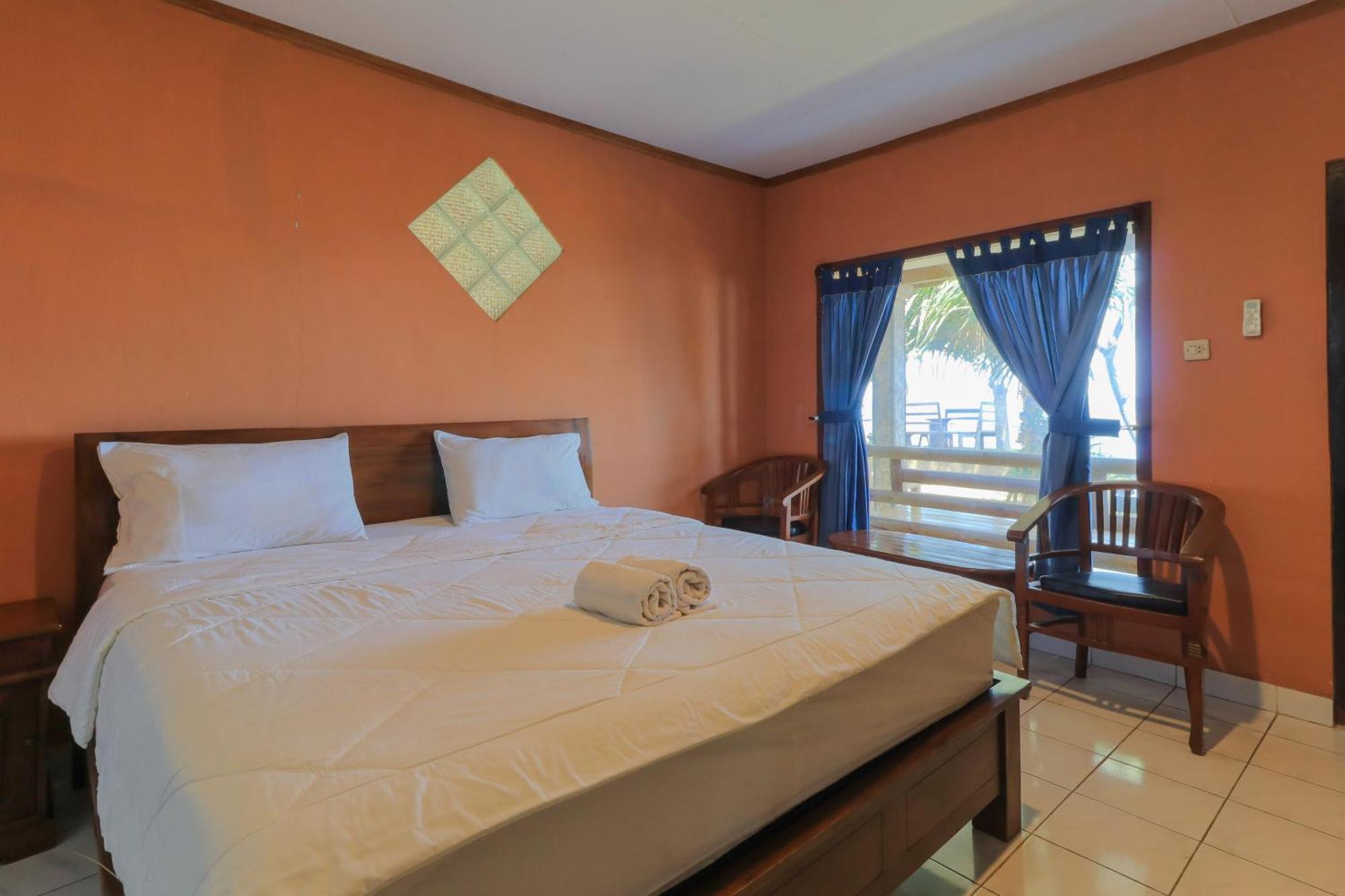 Hotel Tara Bar&Resto Air Sanih Kubutambahan  Habitación foto